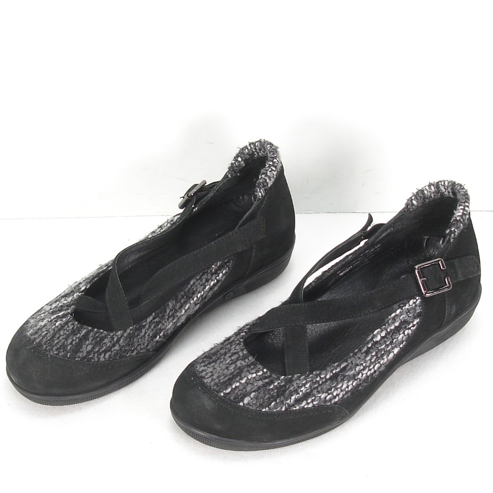 GRAVITY DEFYER SIENA LEATHER MARY JANE SHOES 8.5